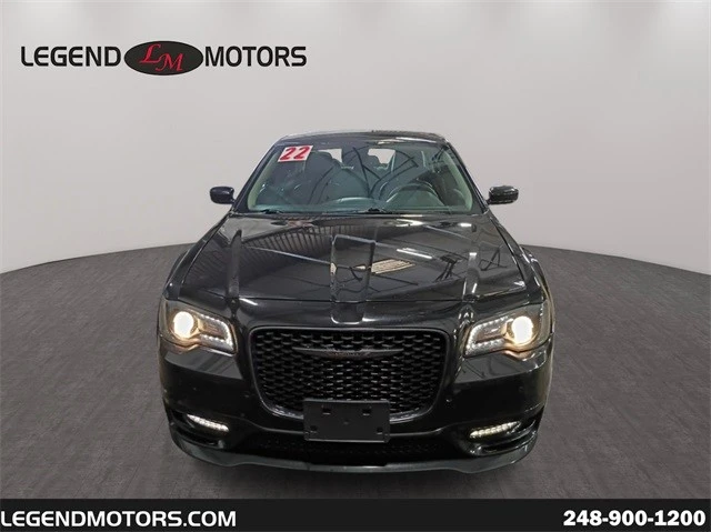 2022 Chrysler 300 (2005-2023) - Image 3 of 12
