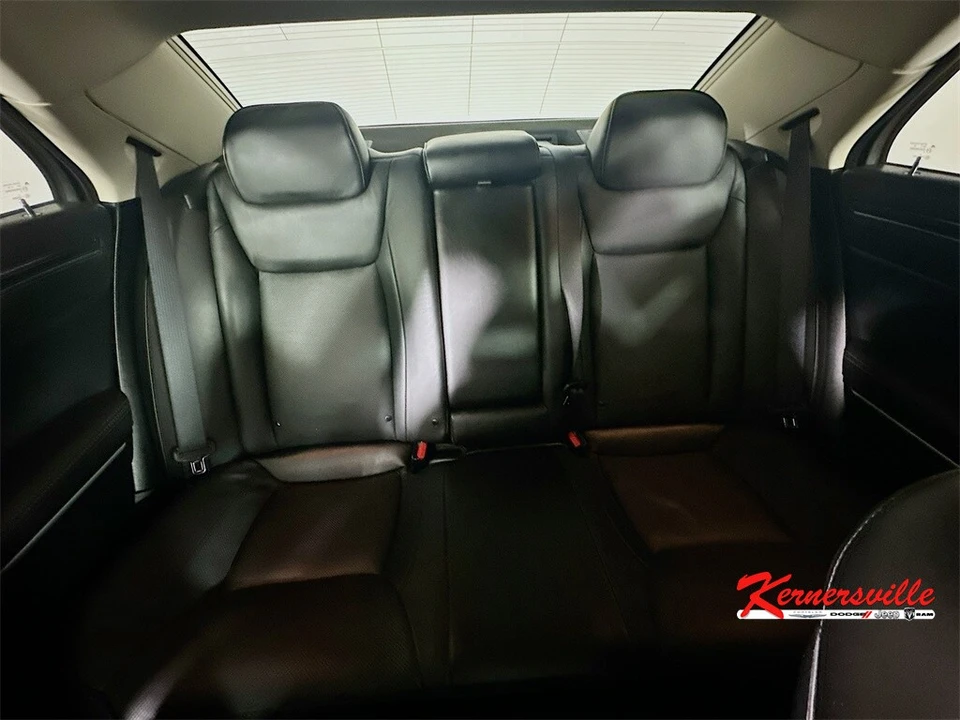2022 Chrysler 300 (2005-2023) - Image 13 of 21