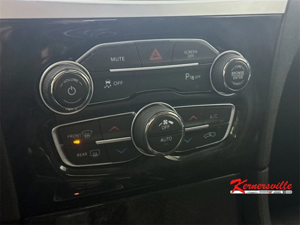 2022 Chrysler 300 (2005-2023) - Image 18 of 21