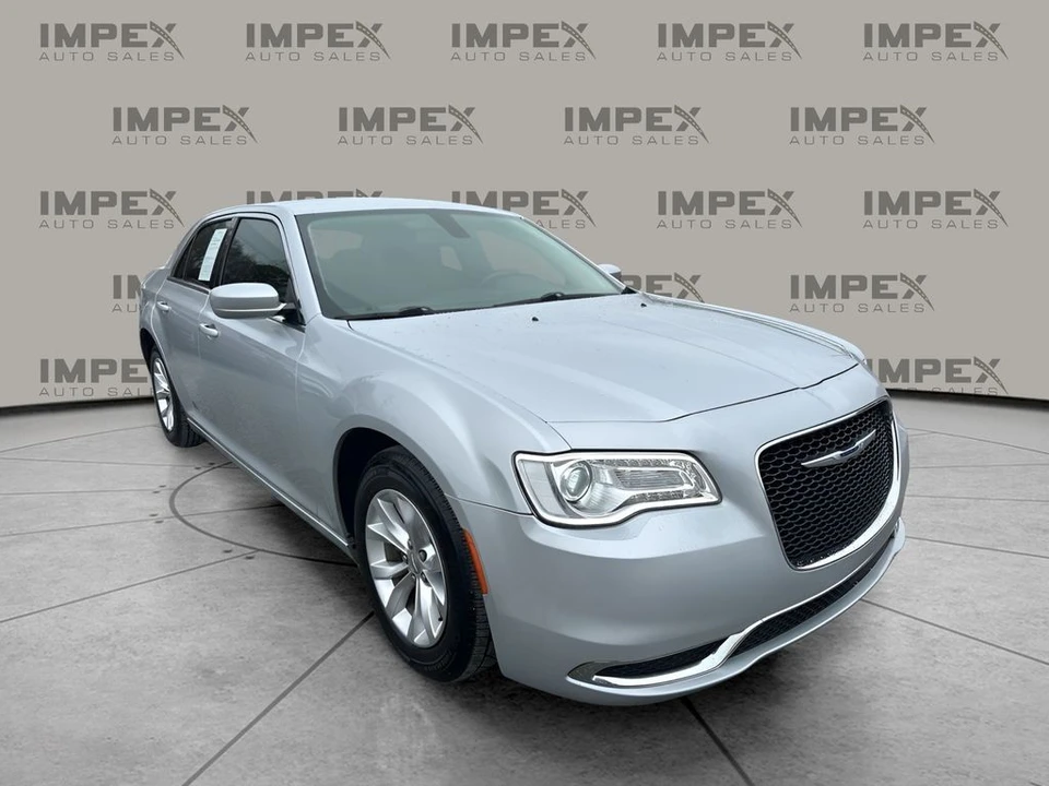 2022 Chrysler 300 (2005-2023) - Image 7 of 21