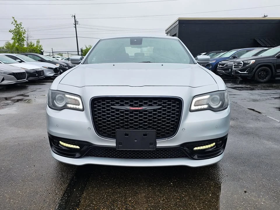 2022 Chrysler 300 (2005-2023) - Image 2 of 20