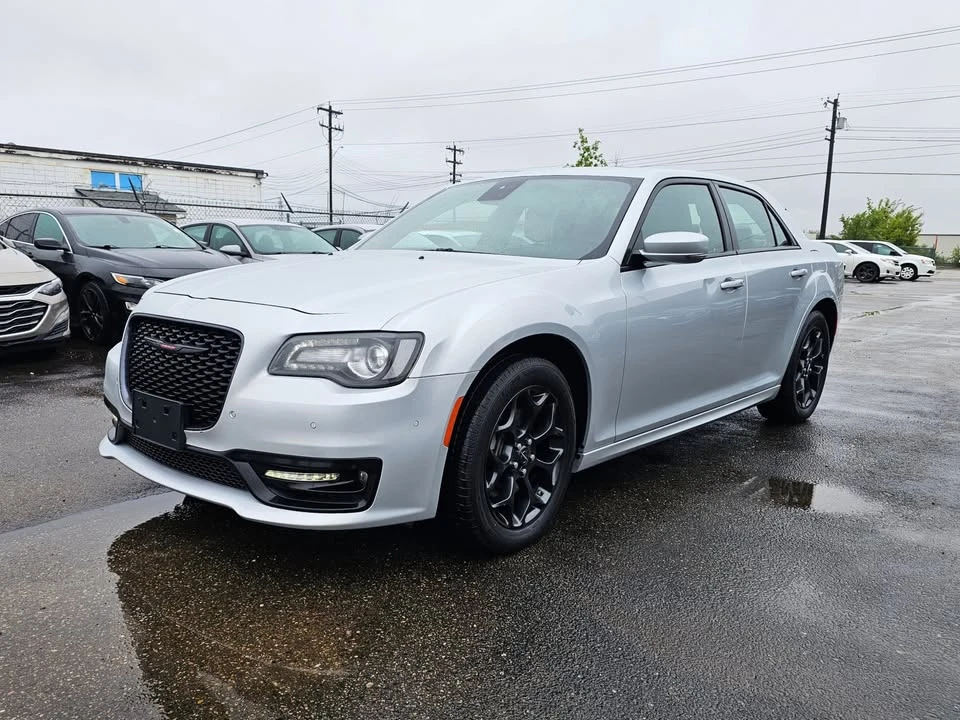 2022 Chrysler 300 (2005-2023) - Image 3 of 20