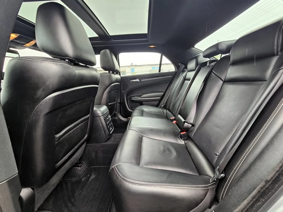 2022 Chrysler 300 (2005-2023) - Image 11 of 20