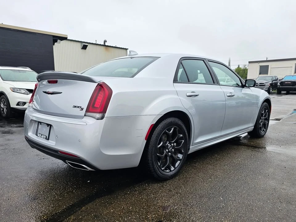 2022 Chrysler 300 (2005-2023) - Image 5 of 20