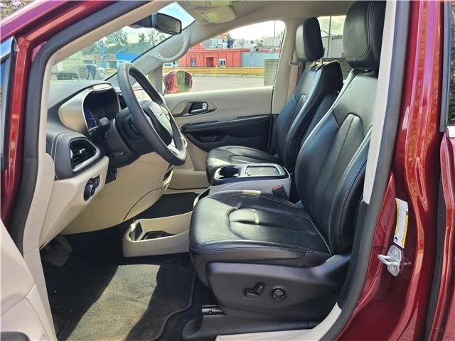 2022 Chrysler - Image 10 of 21