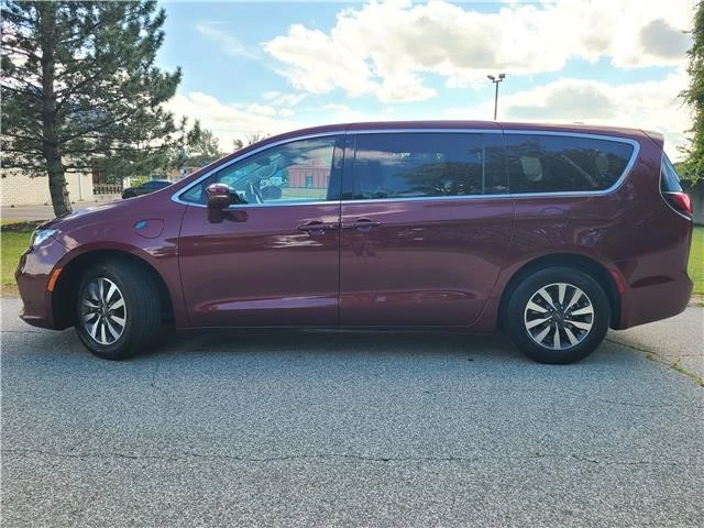 2022 Chrysler - Image 2 of 21
