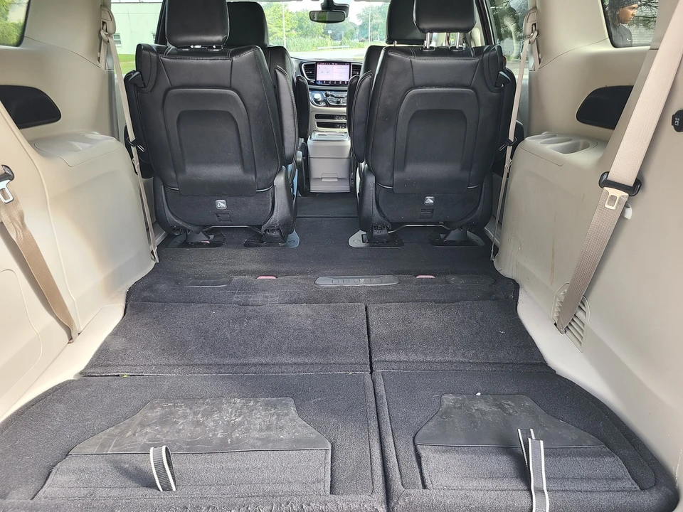 2022 Chrysler - Image 13 of 21