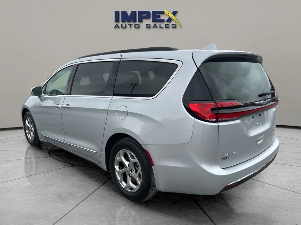 2022 Chrysler - Image 3 of 21