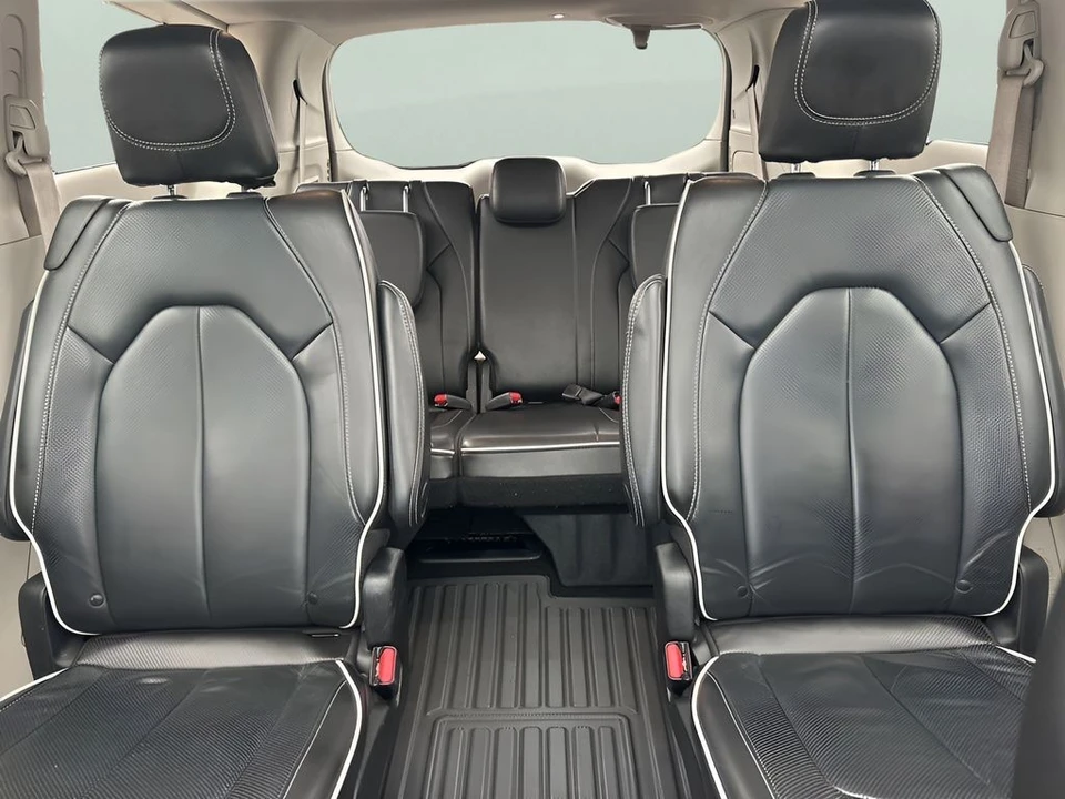2022 Chrysler - Image 12 of 21