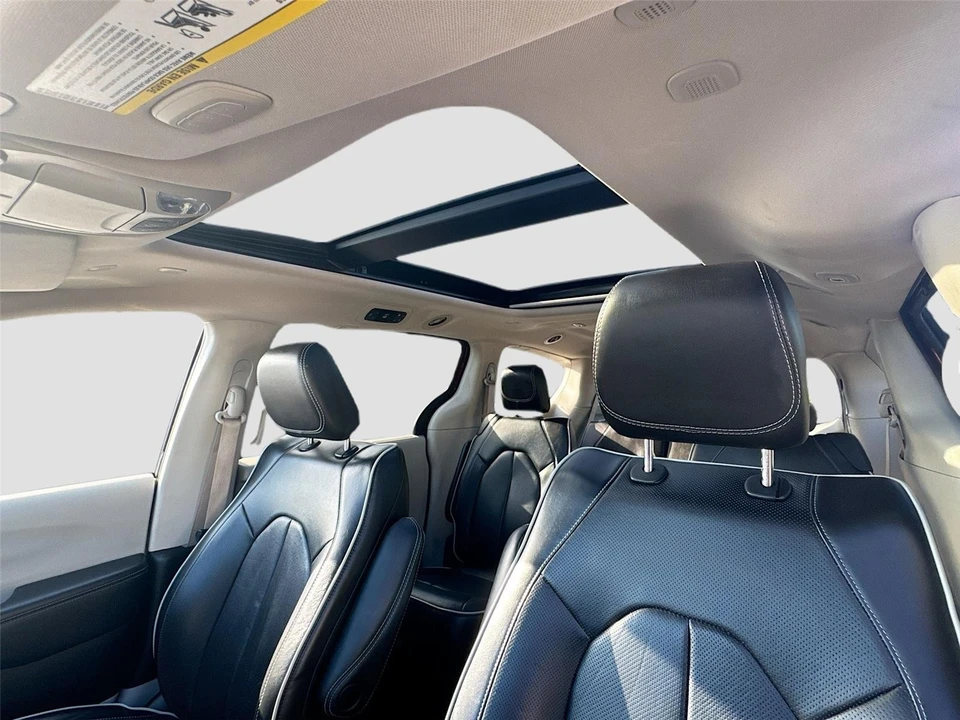 2022 Chrysler - Image 20 of 21