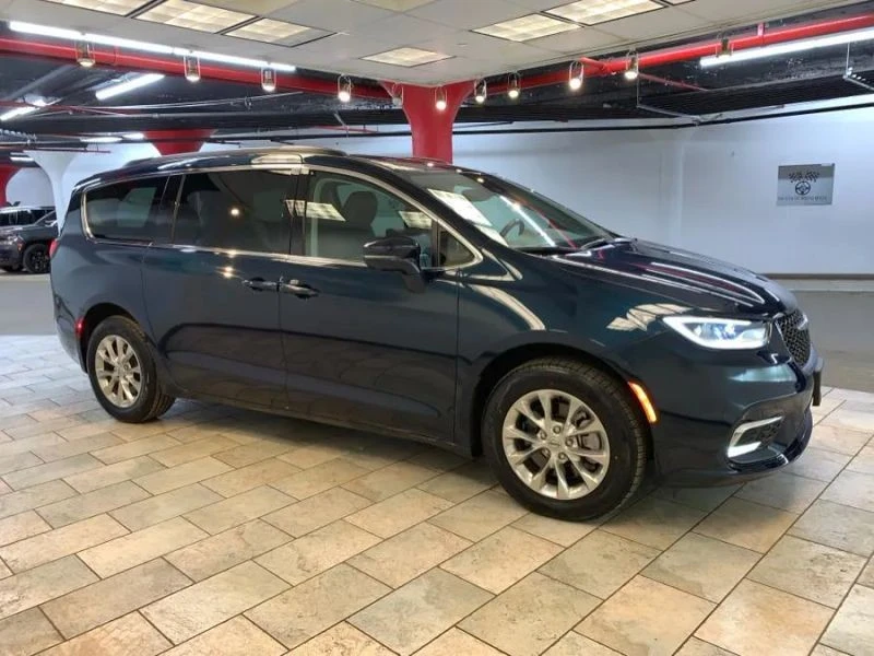 2022 Chrysler - Image 8 of 12