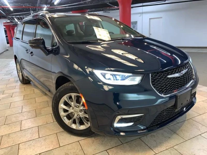 2022 Chrysler - Image 2 of 12