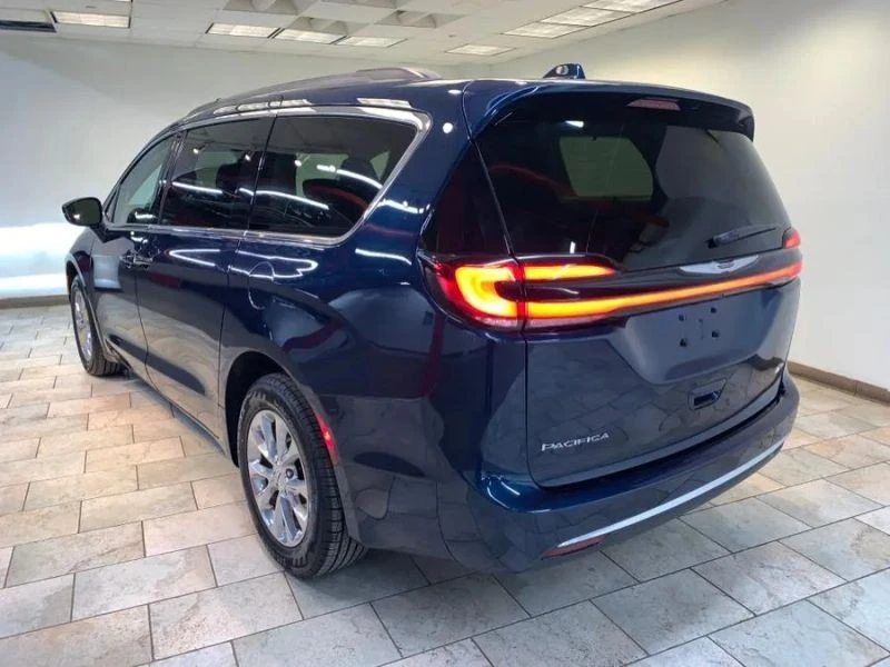 2022 Chrysler - Image 5 of 12