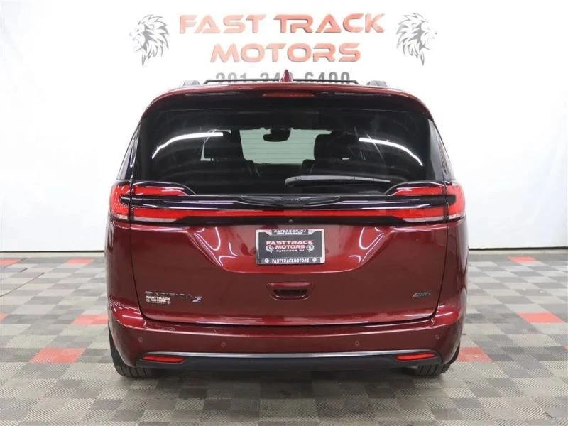 2022 Chrysler - Image 5 of 12