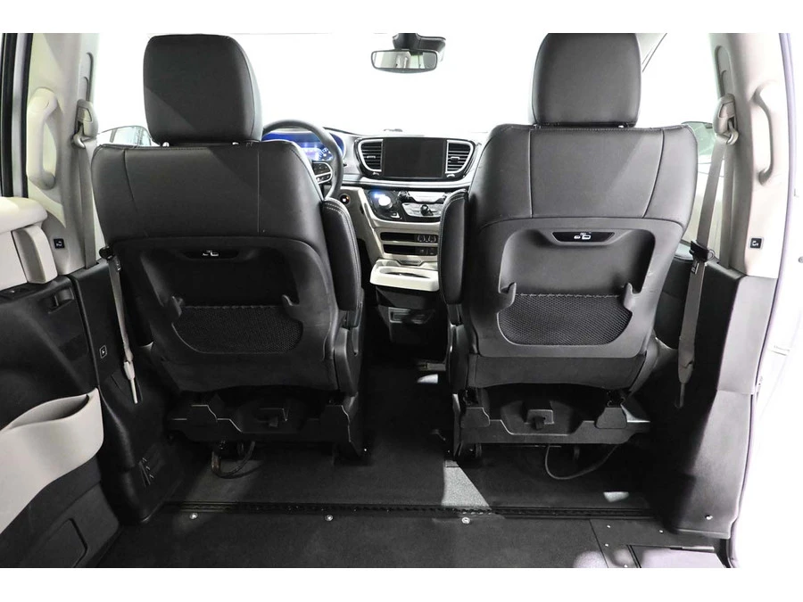 2022 Chrysler - Image 20 of 21