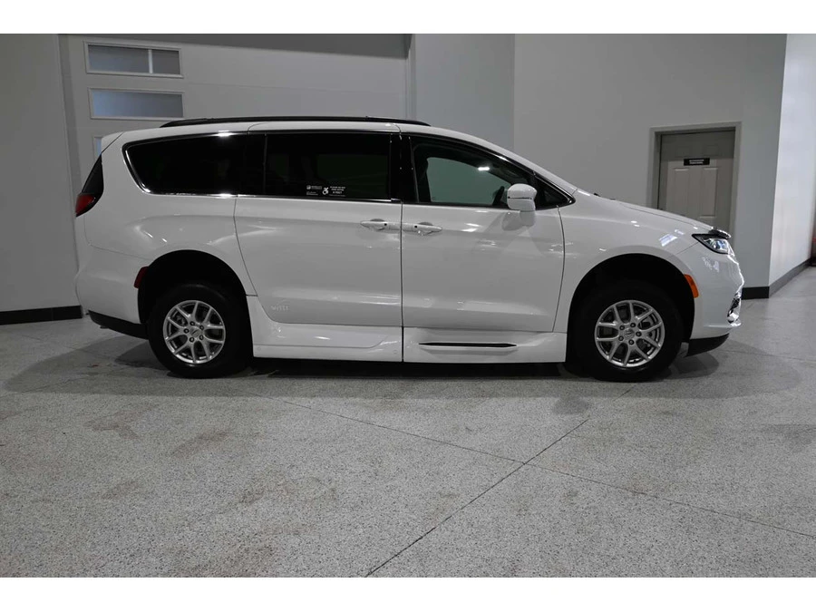 2022 Chrysler - Image 5 of 21
