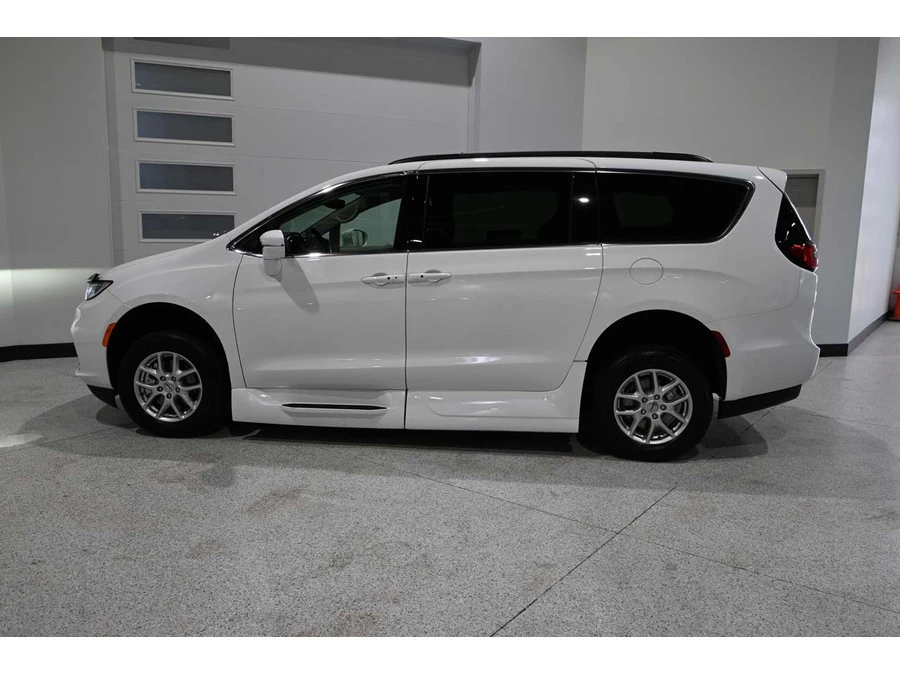 2022 Chrysler - Image 9 of 21