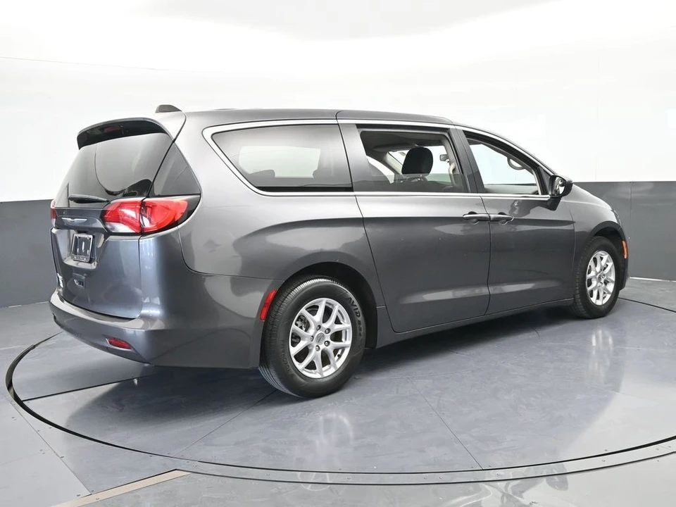 2022 Chrysler - Image 6 of 12