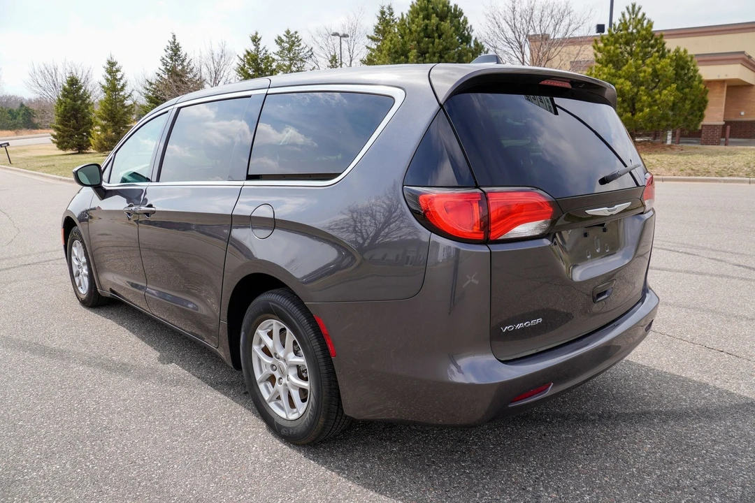 2022 Chrysler - Image 6 of 31
