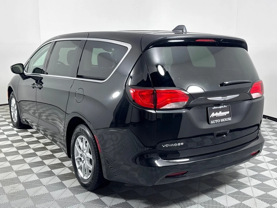 2022 Chrysler - Image 7 of 12
