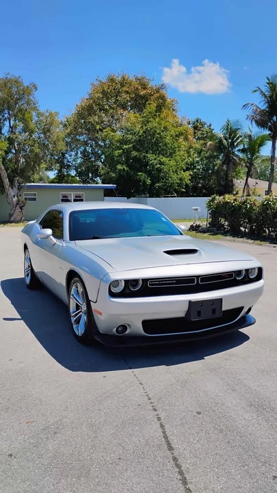 2022 Dodge Challenger 3rd Gen - Image 3 of 10