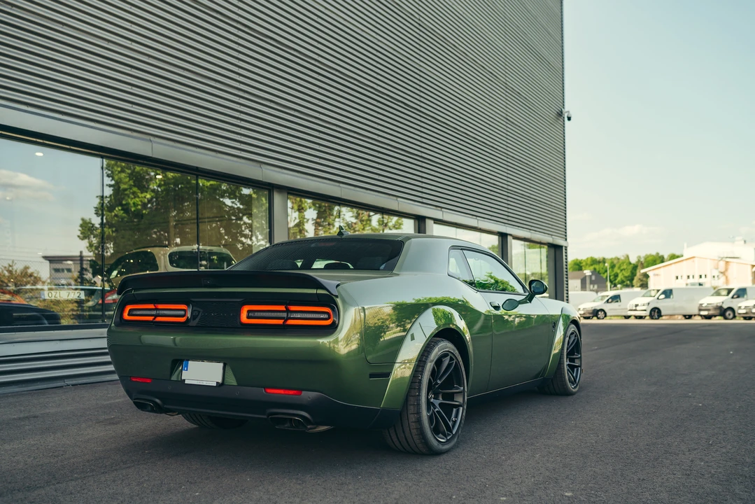 2022 Dodge Challenger SRT Hellcat 3rd Gen - Image 9 of 31