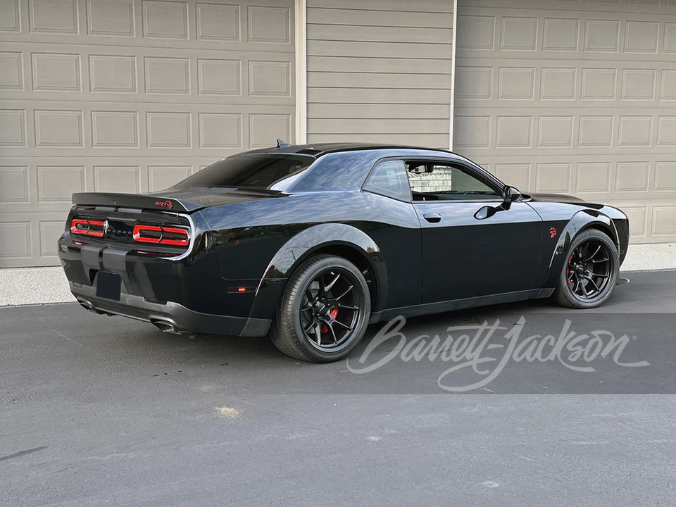 2022 Dodge Challenger SRT Hellcat 3rd Gen - Image 18 of 25