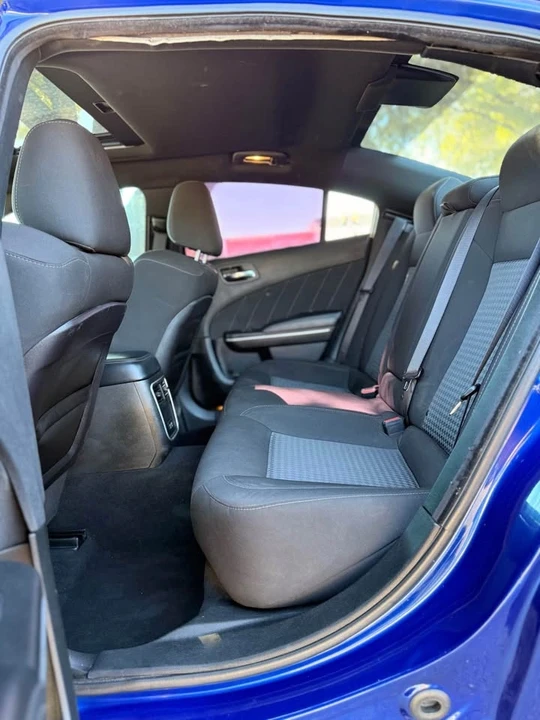 2022 Dodge Charger 8th Gen - Image 7 of 10