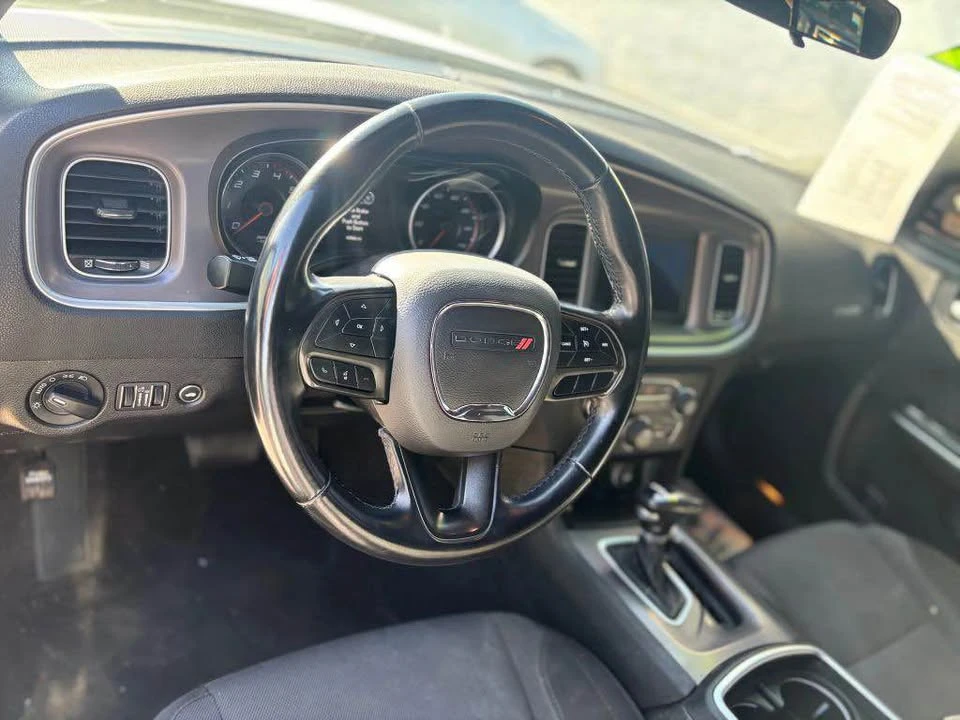 2022 Dodge Charger 8th Gen - Image 6 of 10