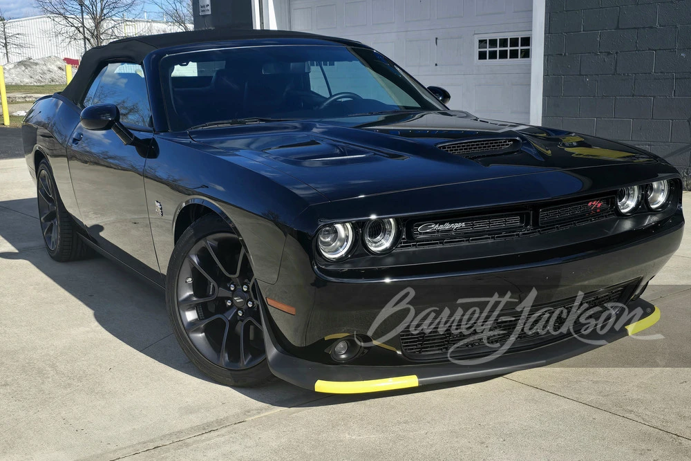 2022 Dodge Challenger SRT8 & 392 3rd Gen - Image 21 of 30