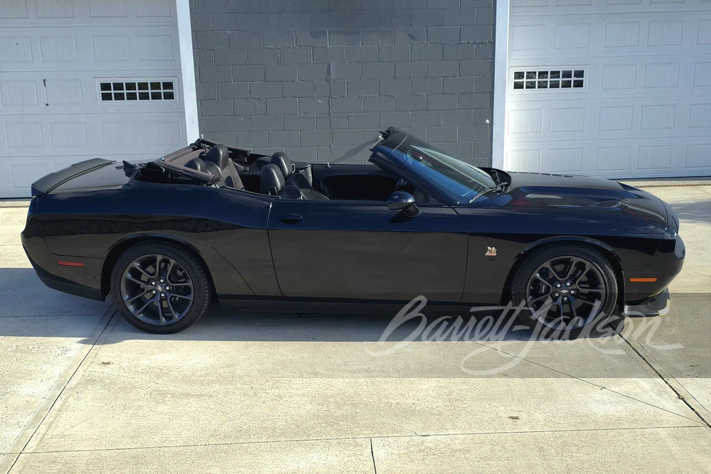 2022 Dodge Challenger SRT8 & 392 3rd Gen - Image 5 of 30