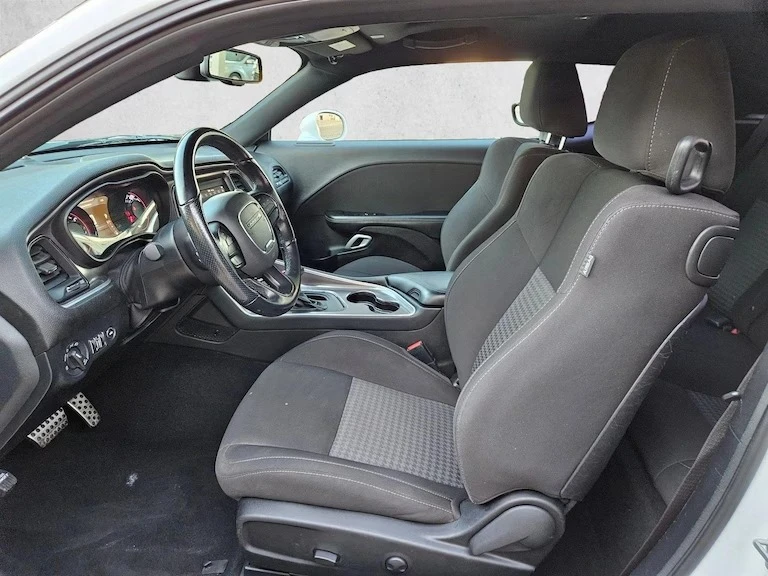 2022 Dodge Challenger 3rd Gen - Image 6 of 8
