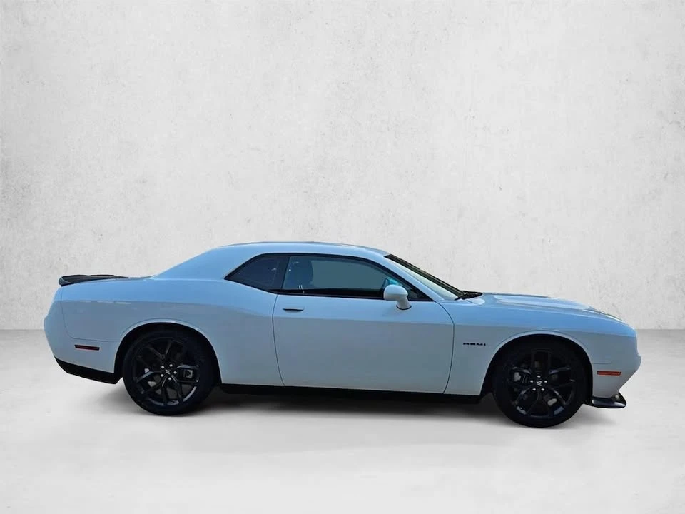 2022 Dodge Challenger 3rd Gen - Image 3 of 8
