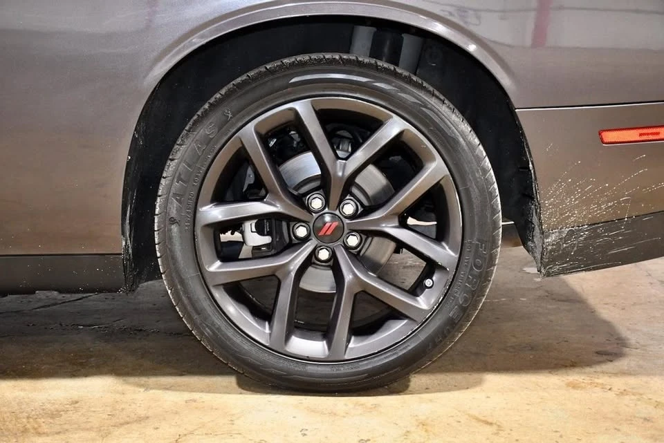 2022 Dodge Challenger 3rd Gen - Image 11 of 20