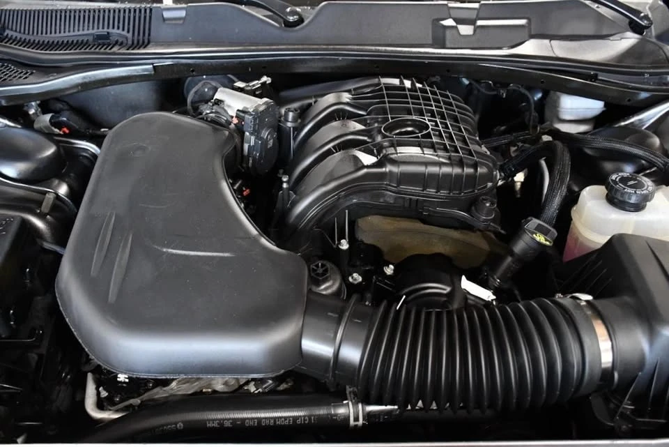 2022 Dodge Challenger 3rd Gen - Image 16 of 20