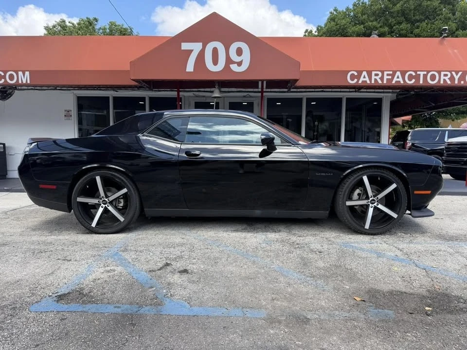 2022 Dodge Challenger 3rd Gen - Image 16 of 19