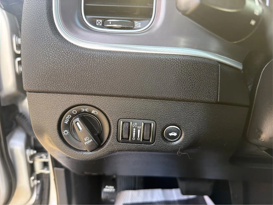 2022 Dodge Charger 7th Gen - Image 16 of 20