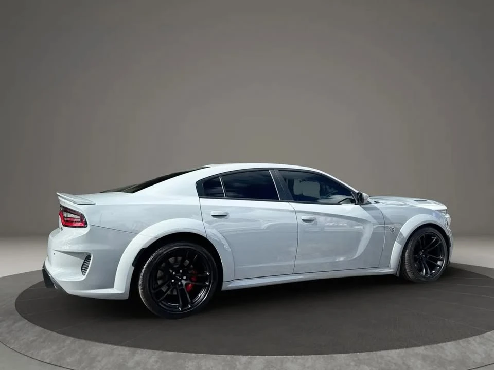 2022 Dodge Charger - Image 9 of 20