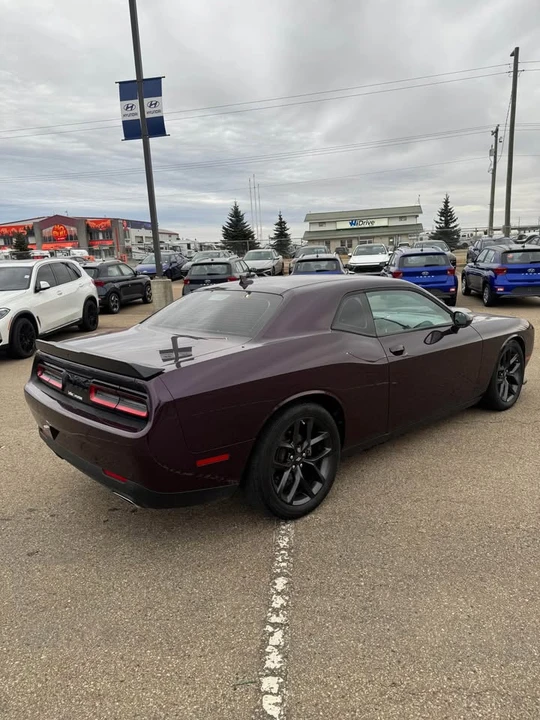 2022 Dodge Challenger 3rd Gen - Image 3 of 8