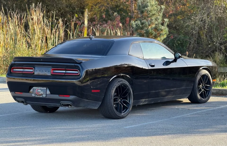2022 Dodge Challenger 3rd Gen - Image 6 of 10