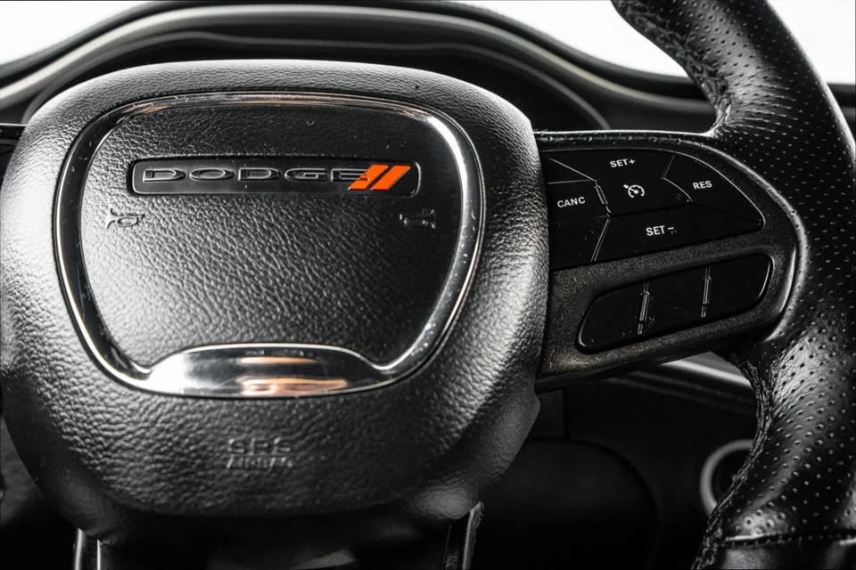 2022 Dodge Challenger 3rd Gen - Image 9 of 19