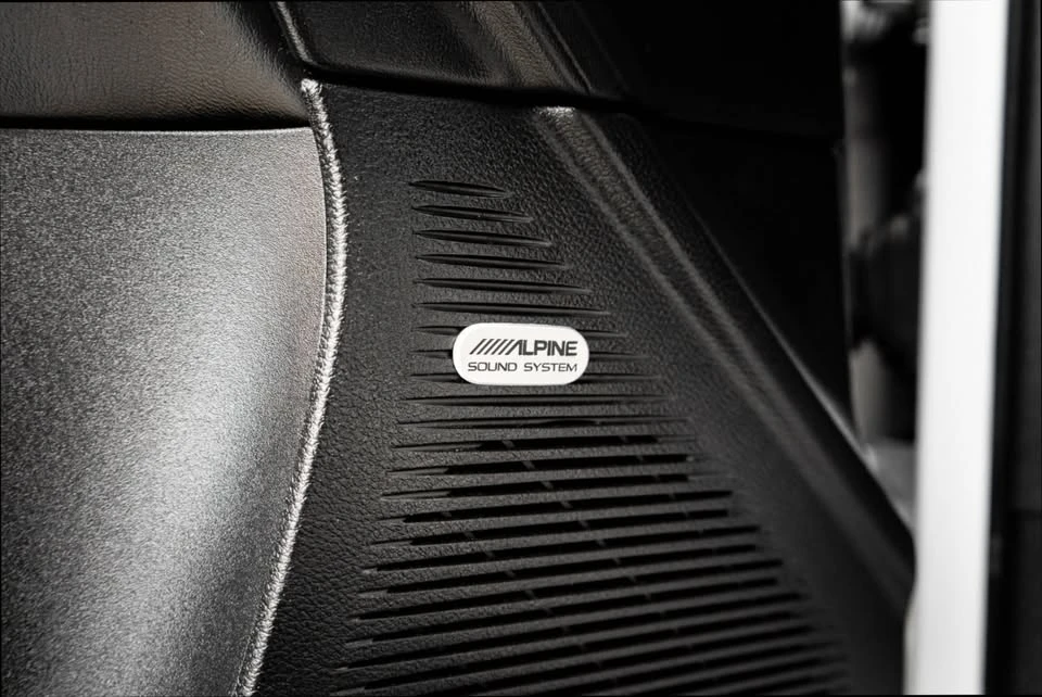 2022 Dodge Challenger 3rd Gen - Image 15 of 19