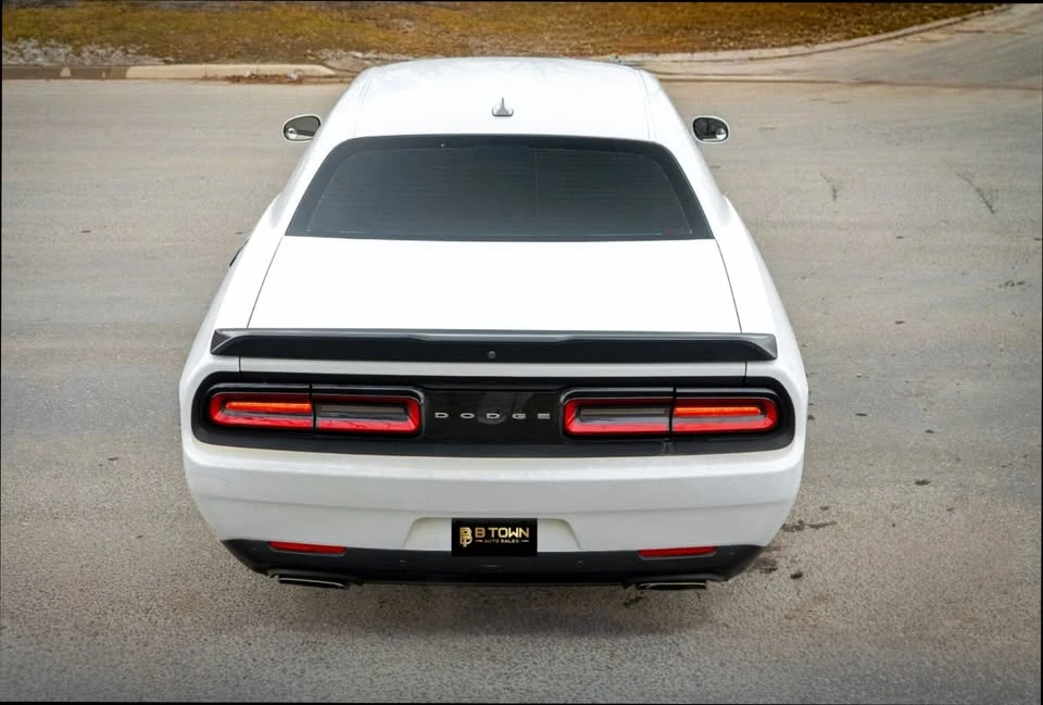 2022 Dodge Challenger 3rd Gen - Image 6 of 19