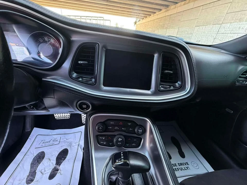 2022 Dodge Challenger 3rd Gen - Image 16 of 17
