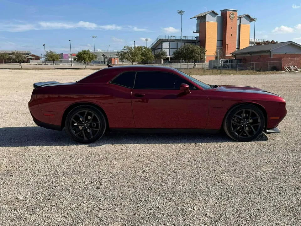 2022 Dodge Challenger 3rd Gen - Image 8 of 17