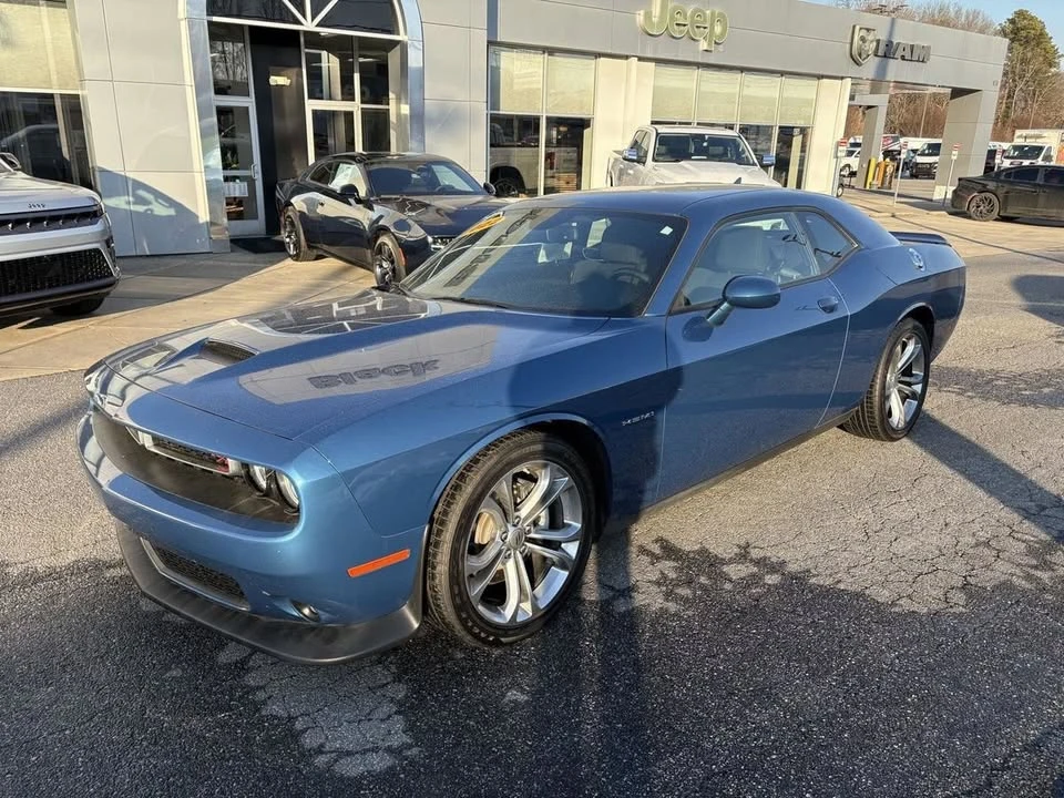 2022 Dodge Challenger 3rd Gen - Image 2 of 6
