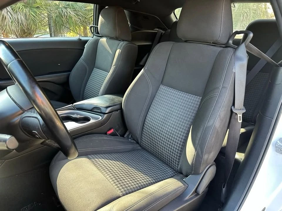 2022 Dodge Challenger 3rd Gen - Image 17 of 20