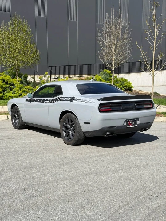 2022 Dodge Challenger 3rd Gen - Image 4 of 8