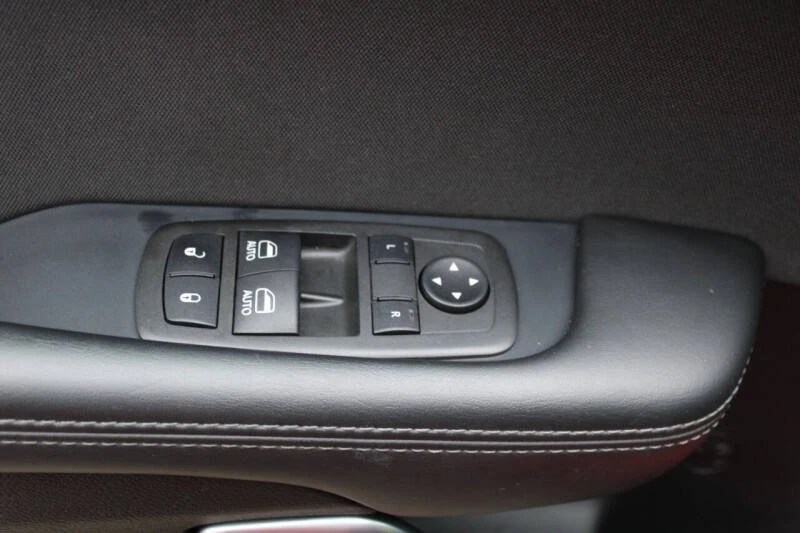 2022 Dodge Challenger 3rd Gen - Image 16 of 20