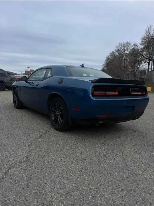 2022 Dodge Challenger 3rd Gen - Image 5 of 11